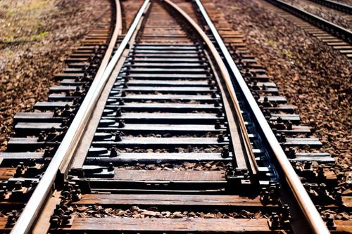 鐵路鋼軌動(dòng)應(yīng)力隨速度增加變化試驗(yàn)