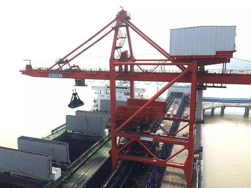 橋式抓斗卸船機結構動應力測試研究