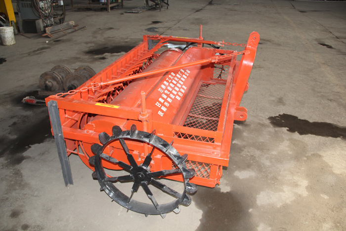 殘膜清理輥筒凸輪軸靜、動態(tài)應變測試研究